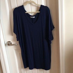 Navy v-neck shirt